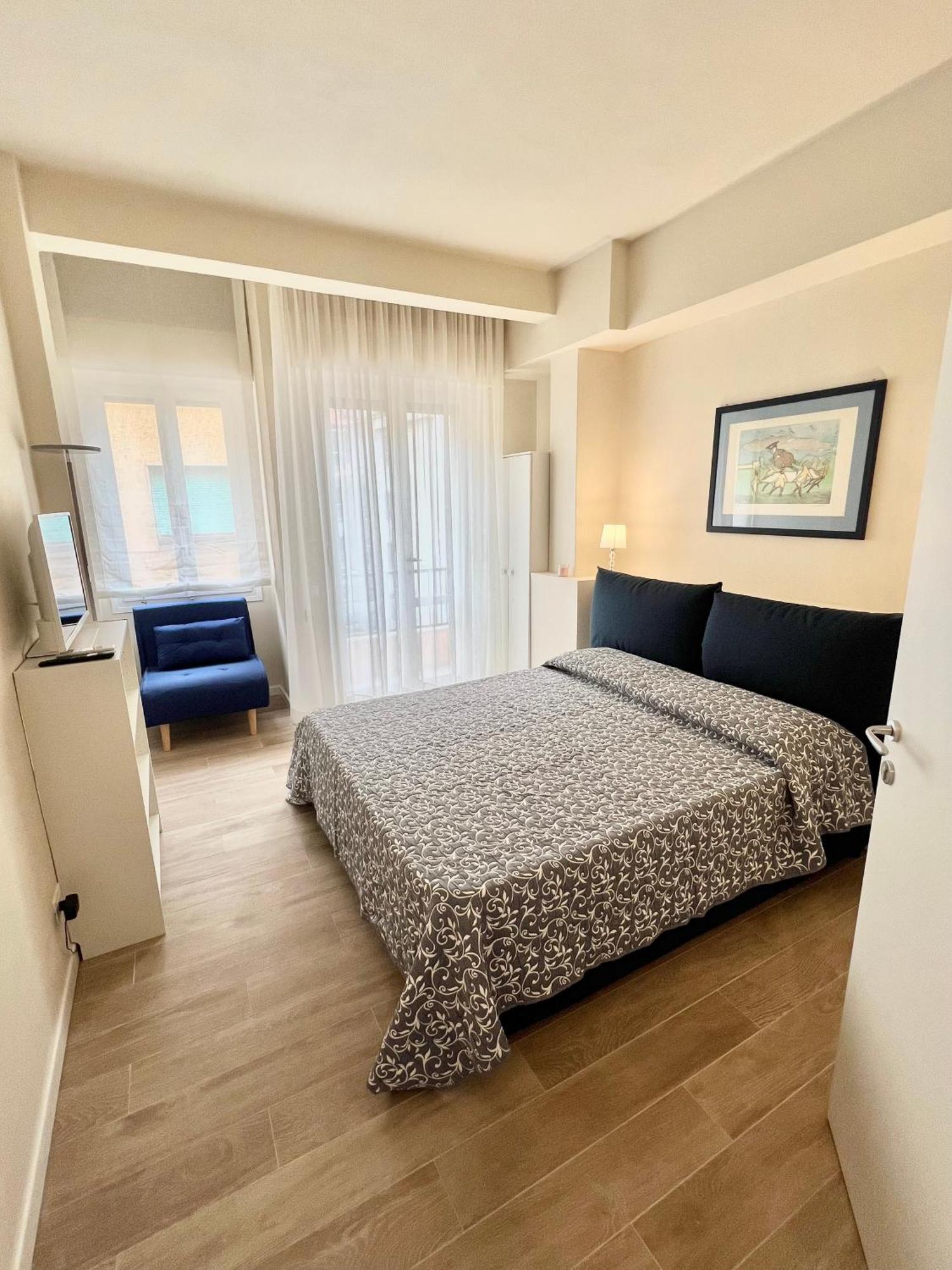 F&F Rooms Pisa Bagian luar foto